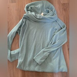 Jessica Simpson maternity sweater